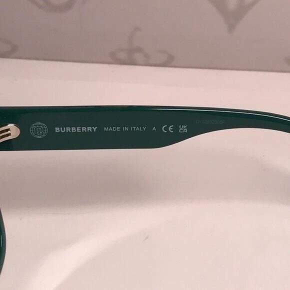 New Authentic Burberry BE4394 4059/71 Sunglasses - Picture 4 of 13